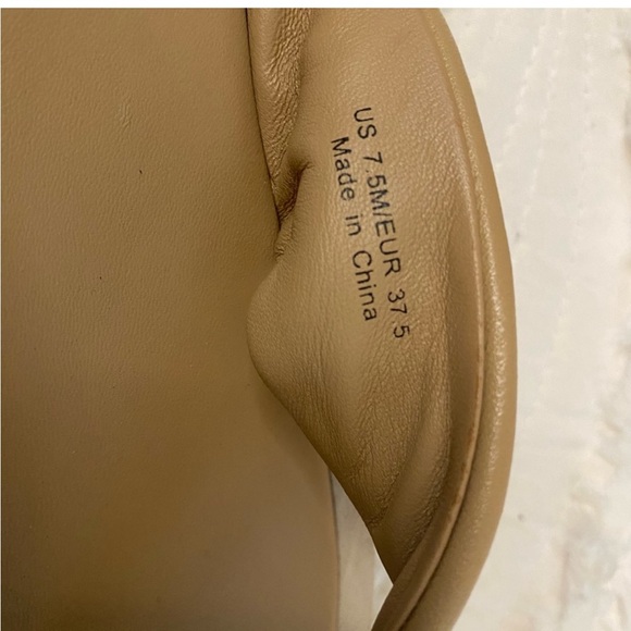 Vince Nell Leather and Suede Flipflops - Picture 9 of 9